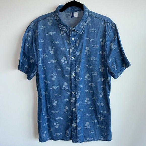 H&M Blue Short Sleeve Hawaiian Print Button Down Shirt Large - Picture 1 of 5